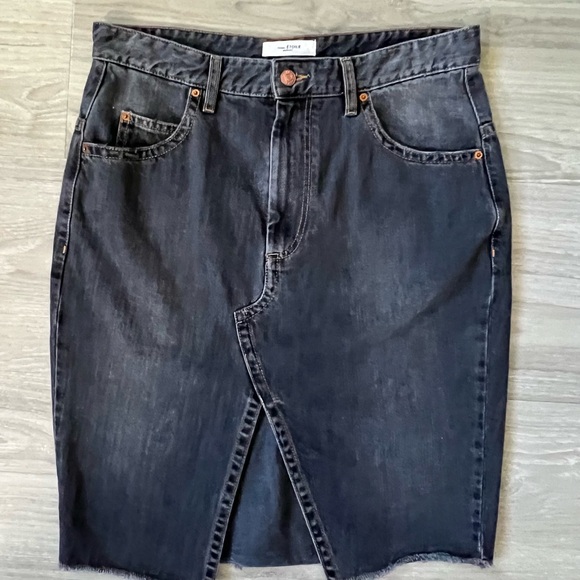 - Isabel Etoile Marant Black Denim Skirt - size 40 French - Picture 2 of 6